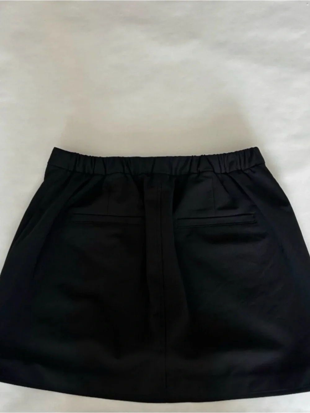 Alo Women’s Black high impact skirt XS